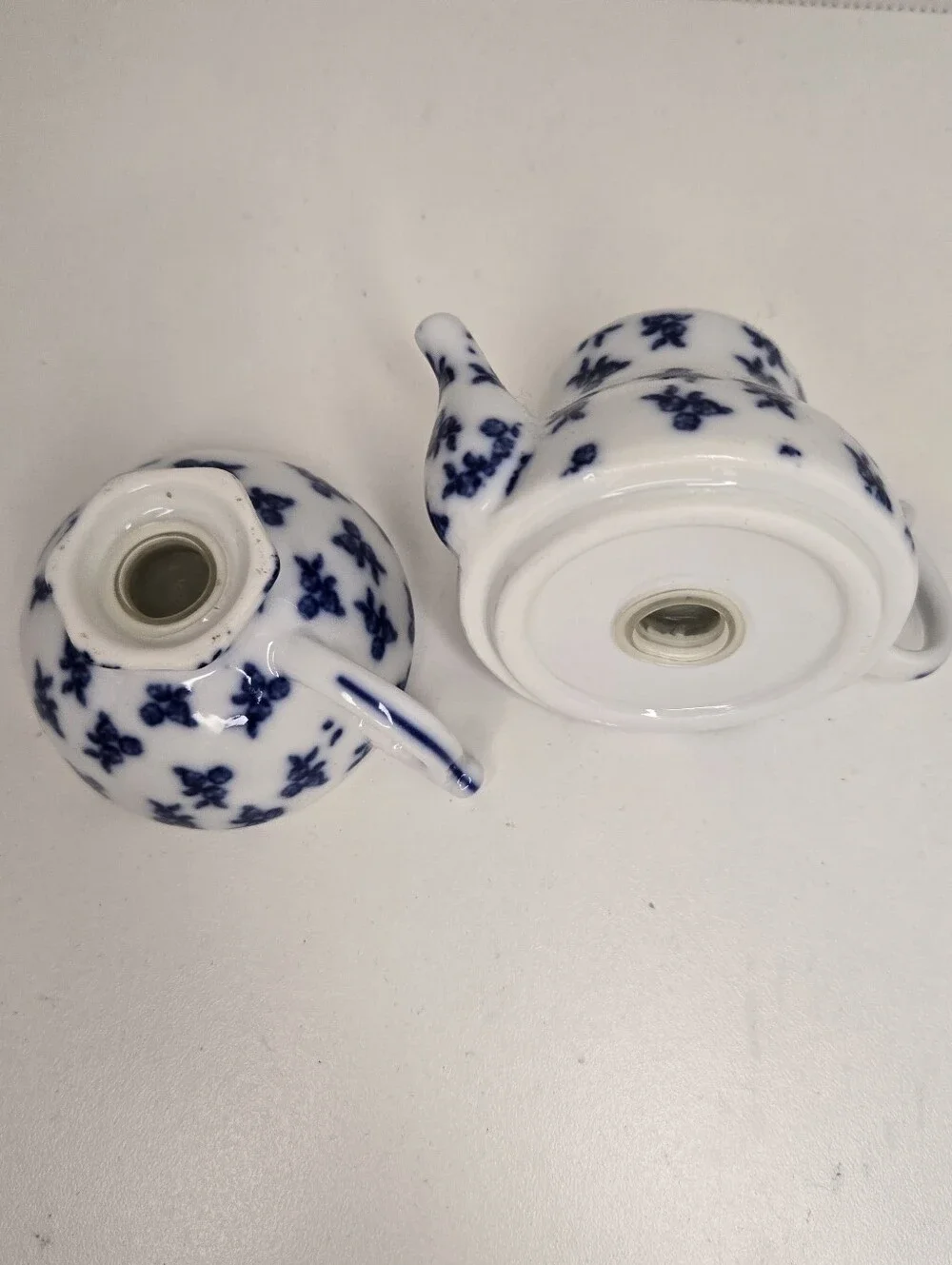 Salt And Pepper Shakers Blue Floral Mini Teapot Teacup Stackable Ceramic Vintage